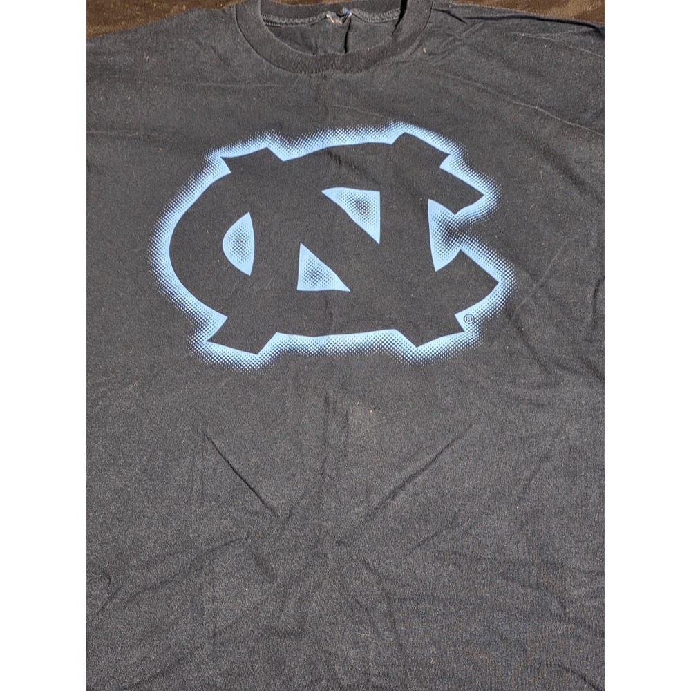 UNC North Carolina Tar Heels Navy Blue Graphic T-Shirt Mens XL NC Logo Tee - Picture 3 of 5